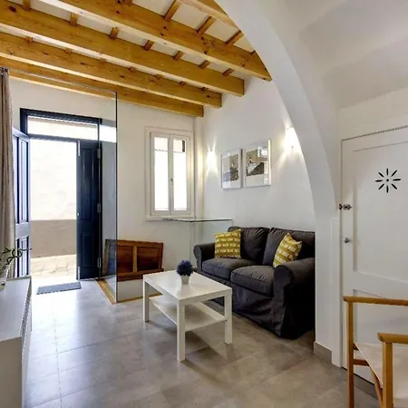 Hébergement de vacances Ferienhaus Fuer 4 Personen Ca 120 Qm In Ciutadella, Menorca Westkueste Von Menorca *
